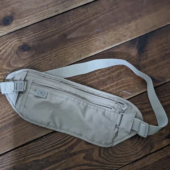 Fanny Pack - Picture 1 of 1